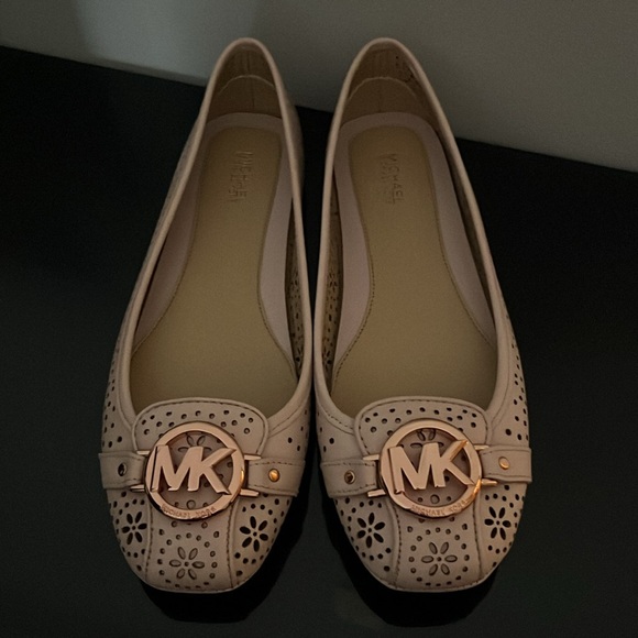 MK flats - Picture 3 of 4